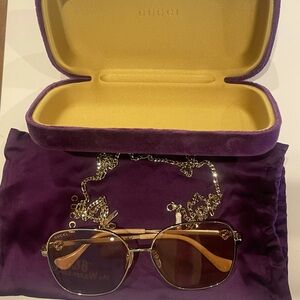 Gucci gold with rose gold lenses sunglasses with gold chain (detachable)